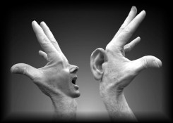 urlare per essere ascoltati?